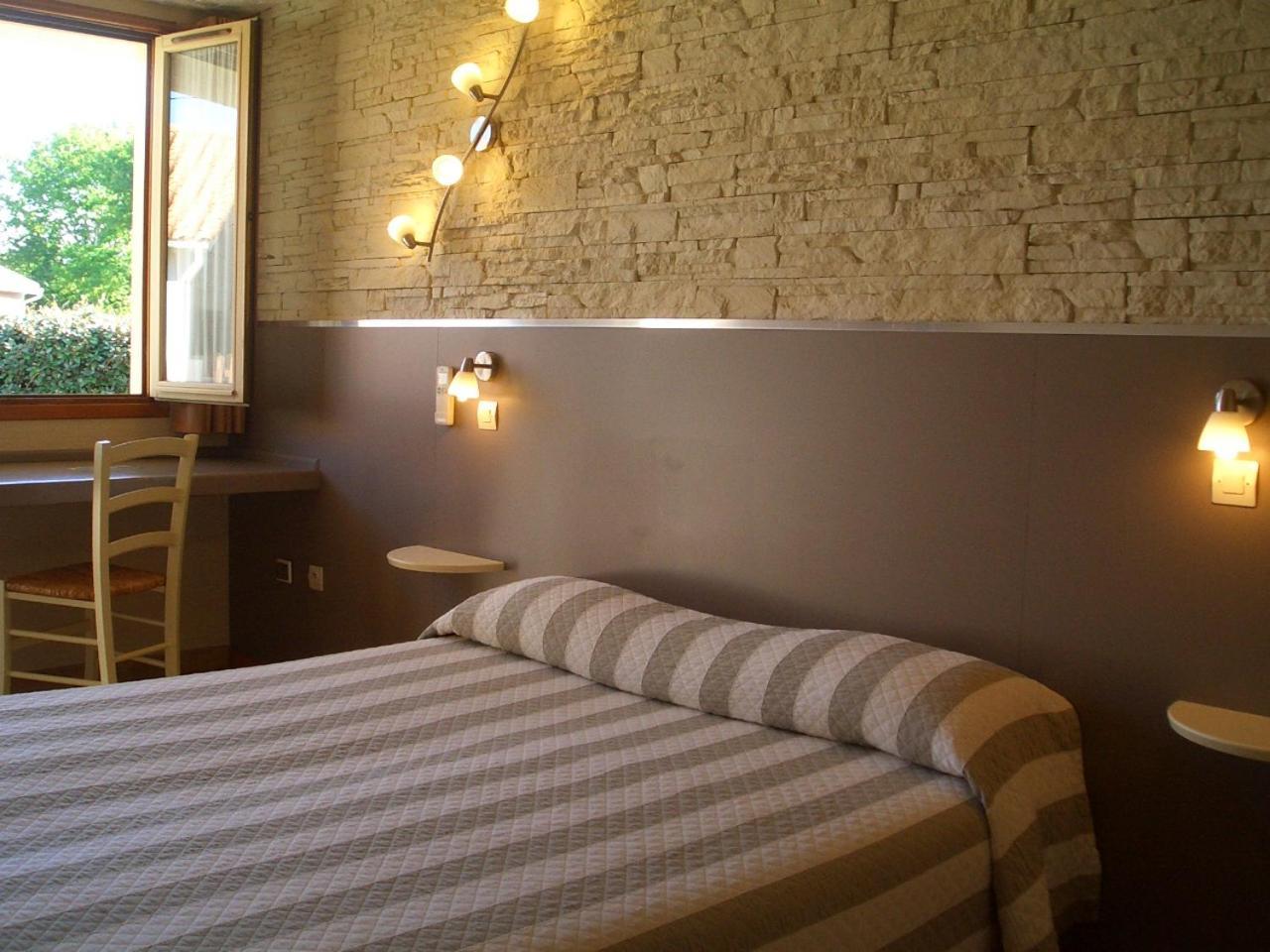 Hotel Les Pins Hourtin Εξωτερικό φωτογραφία